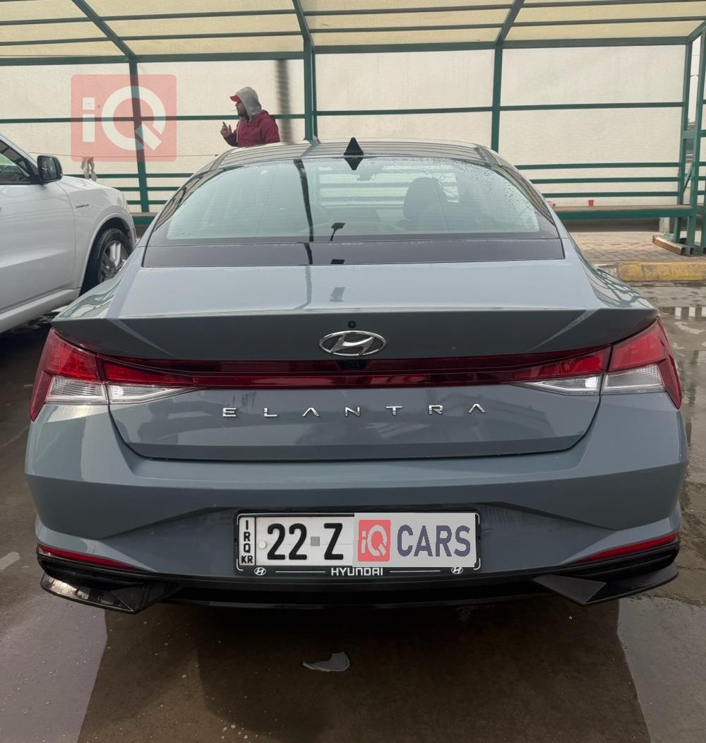 هیۆندای ئەلەنترا